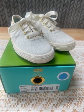 kate spade Kids' Glitter Ribbon Lace Sneakers in Cream